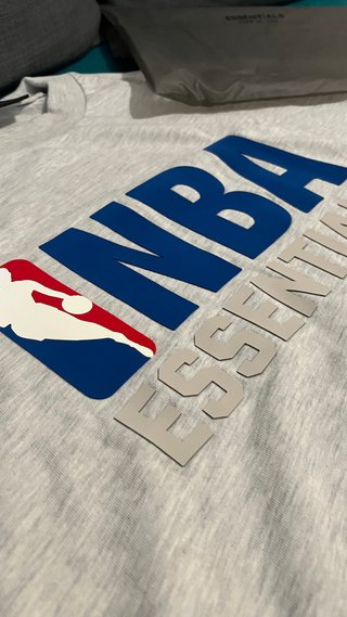 Camiseta Essentials NBA Oversized