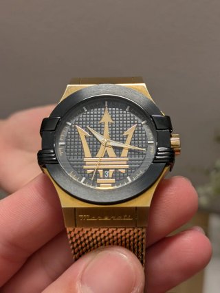 Reloj Maserati Dorado y Negro