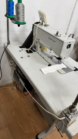 Máquina de coser industrial triple arrastre