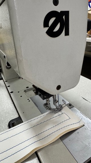 Máquina de coser industrial triple arrastre