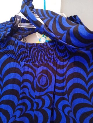 Vestido Estampado Azul y Negro