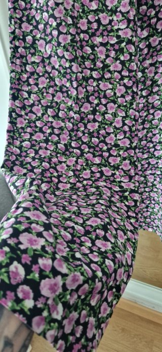 Pantalón con estampado floral