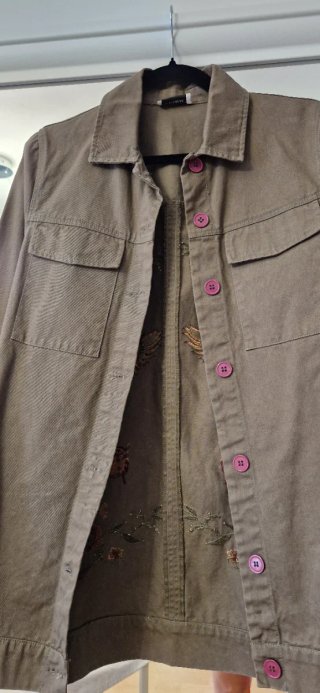 Sobrecamisa Caqui con Bordados