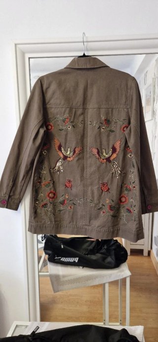 Sobrecamisa Caqui con Bordados