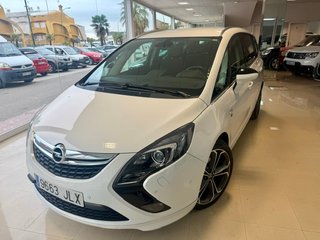 Opel Zafira Tourer 2016