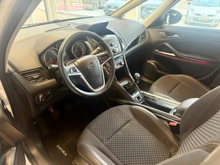 Opel Zafira Tourer 2016