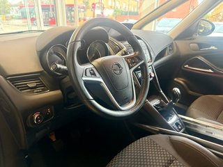 Opel Zafira Tourer 2016