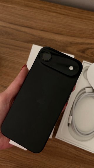 iPhone 17 Air + funda magsafe original de apple