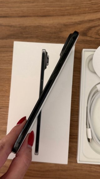 iPhone 17 Air + funda magsafe original de apple