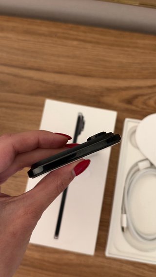 iPhone 17 Air + funda magsafe original de apple