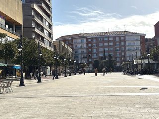 Local comercial en alquiler en Centro en Torrelavega