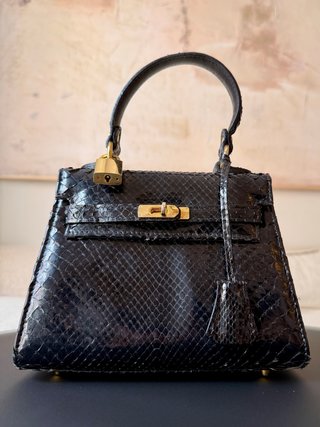 Bolso Tipo Kelly Serpiente Negro
