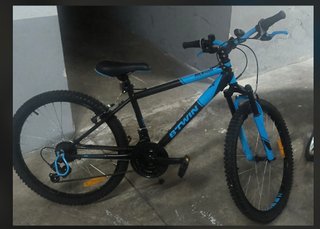Bicicleta B'Twin Rockrider Juvenil Negra/Azul