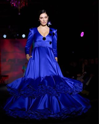 Traje de flamenca azul