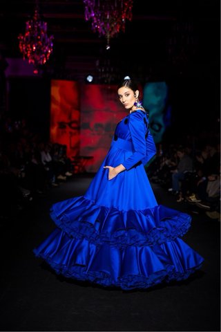Traje de flamenca azul