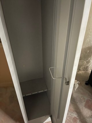 Taquilla metálica gris