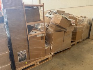 Lote de productos variados en palets