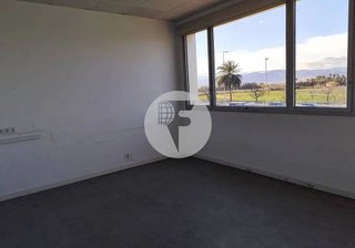 Oficina en alquiler en Zona Industrial en Prat de Llobregat, El