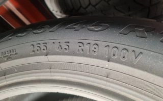 Neumáticos 255/45 R19 100V