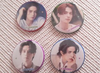 Set de 4 Pins de Lee Dong Wook