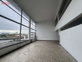 Nave industrial en venta en Outeiro de Rei