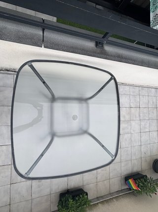 Tavolo da giardino/terrazza in vetro e metallo