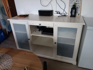 Aparador Blanco con Puertas de Cristal