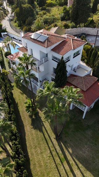 Chalet en alquiler en Paraíso - Atalaya- Benamara en Estepona