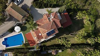Chalet en alquiler en Paraíso - Atalaya- Benamara en Estepona