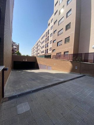 Garaje en alquiler en Ayuntamiento - Avenida Siglo XXI en Azuqueca de Henares