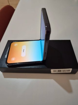 Samsung Galaxy Flip 5 512GB