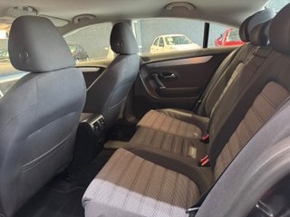 Volkswagen Passat CC 2010