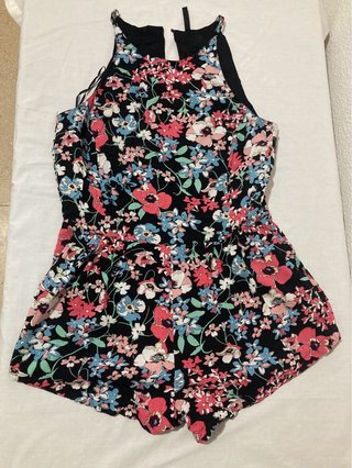 Mono Corto Estampado Floral Stradivarius Talla L