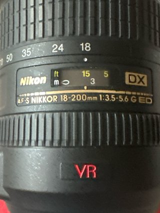 Objetivo Nikon AF-S DX 18-200mm f/3.5-5.6G ED VR