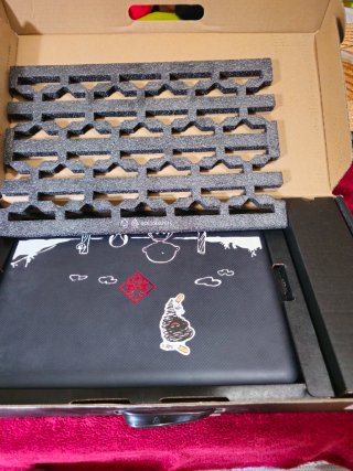 HP Omen 15-ax204ns Gaming Laptop