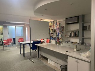 Oficina en alquiler en Eixample Nord – La Devesa en Girona