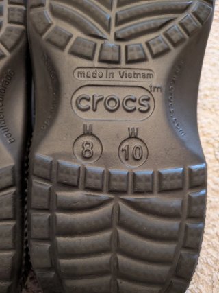 Crocs negras