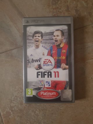 FIFA 11 para PSP