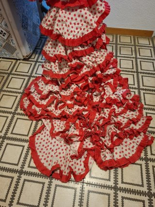 Vestido Bata de cola flamenca blanca y roja