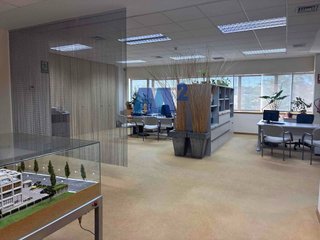 Oficina en alquiler en Zona Industrial en Alcobendas