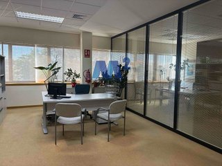 Oficina en alquiler en Zona Industrial en Alcobendas