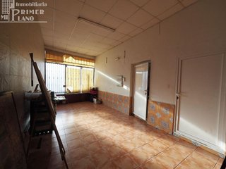 Local comercial en venta en Tomelloso