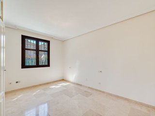 Piso en venta en Puerto Banús en Marbella