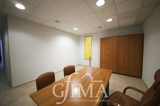 Edificio en venta en Tomelloso