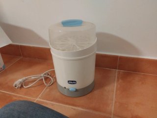 Esterilizador de biberones electrónico Chicco