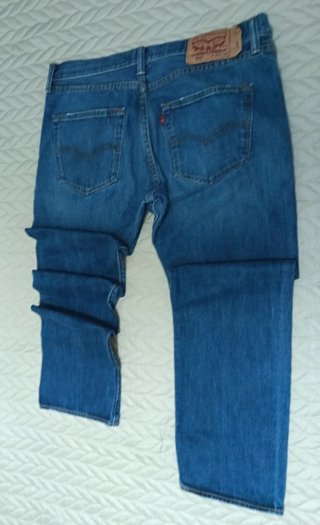 Pantalón vaquero Levi's azul clásico – Corte recto