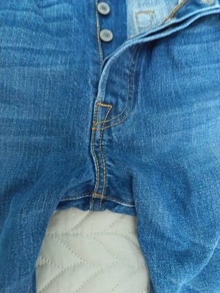 Pantalón vaquero Levi's azul clásico – Corte recto