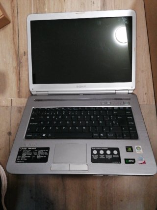 Portátil Sony Vaio VGN-NR21Z (No funciona)