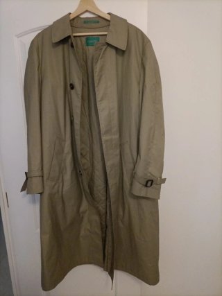 Gabardina larga de hombre