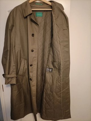 Gabardina larga de hombre